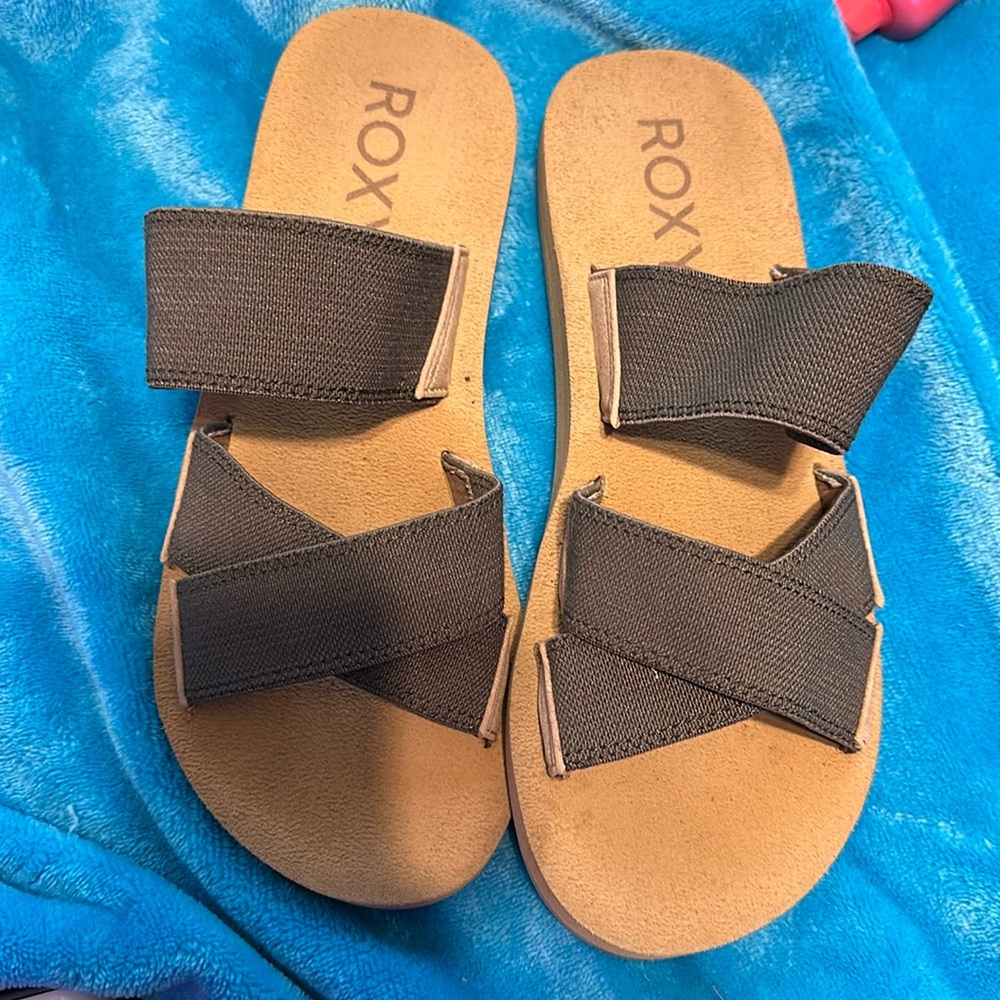 Open toe sandals